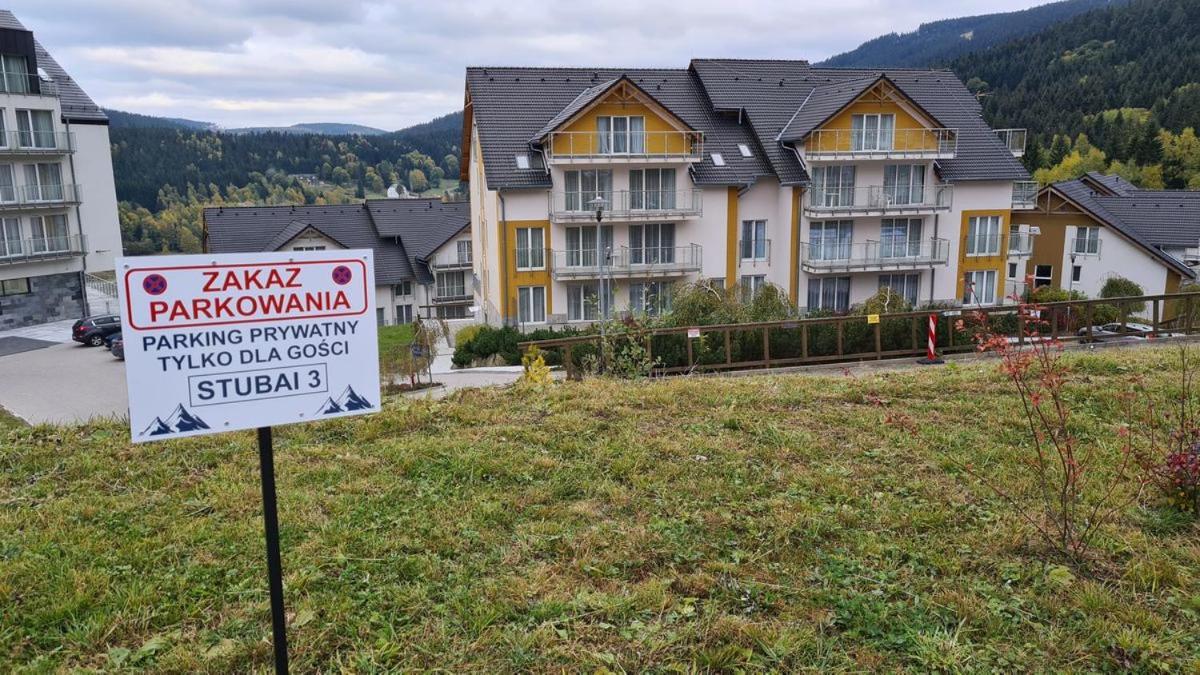 Apartament Stubai 3 Czarna Gora Siena Buitenkant foto