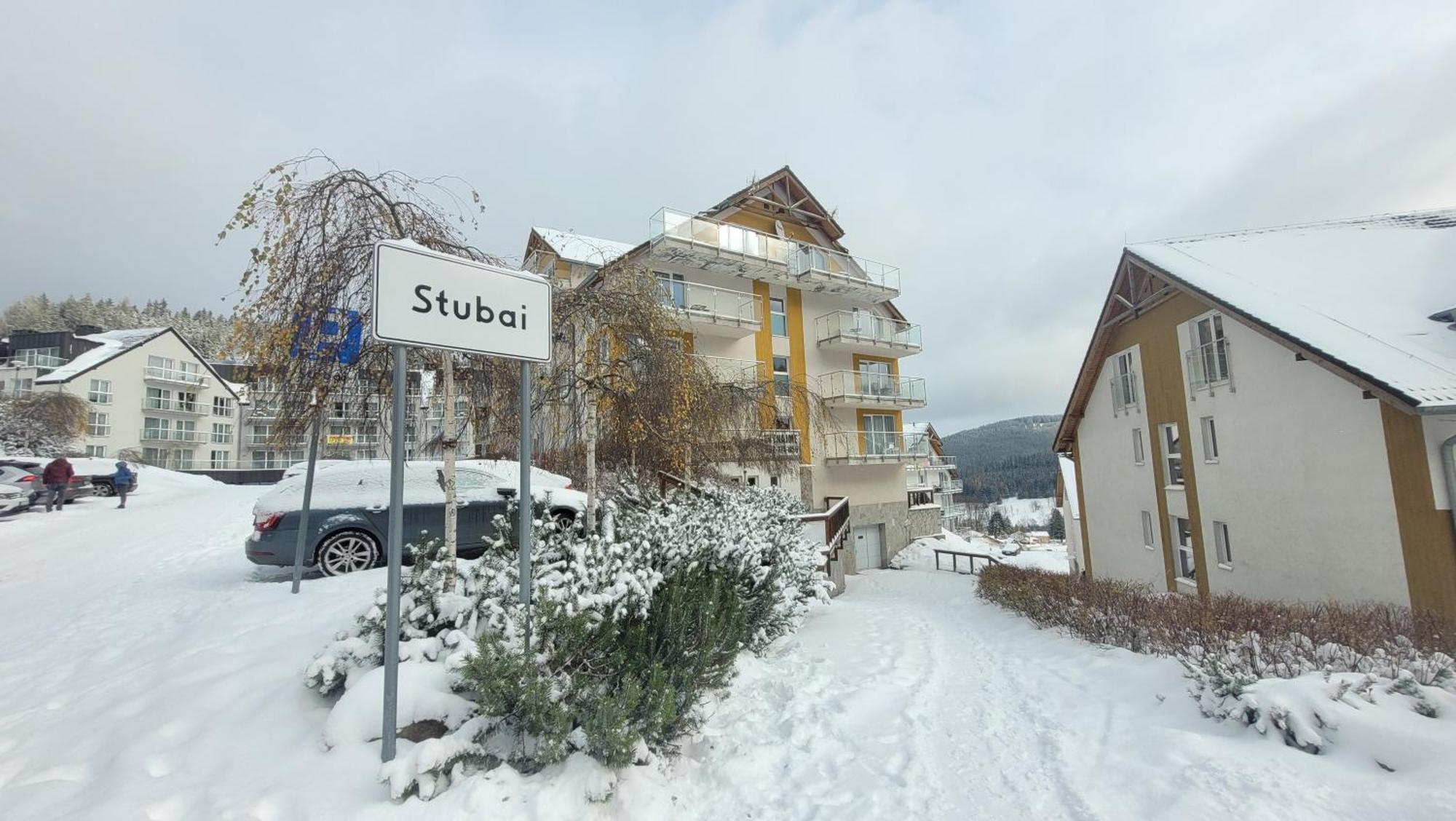 Apartament Stubai 3 Czarna Gora Siena Buitenkant foto